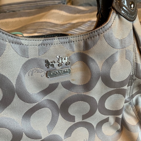 Coach Purse - Picture 2 of 4